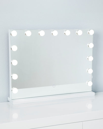 VivaGlow Mirror