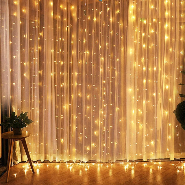 Elegant LED Julgardin - Med Timer, 8 Ljuslägen och Fjärrkontroll